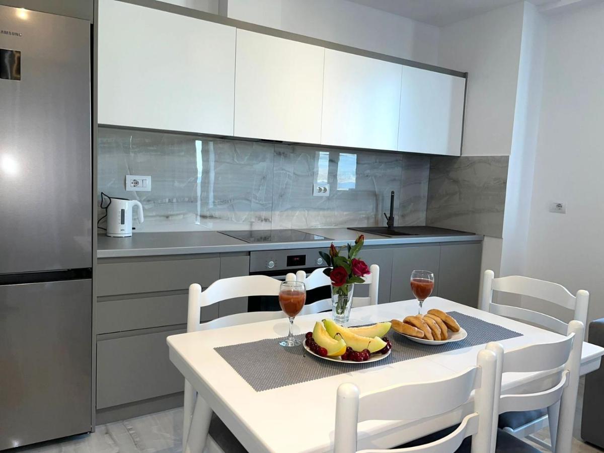 Diamond Dream Daire Saranda Dış mekan fotoğraf